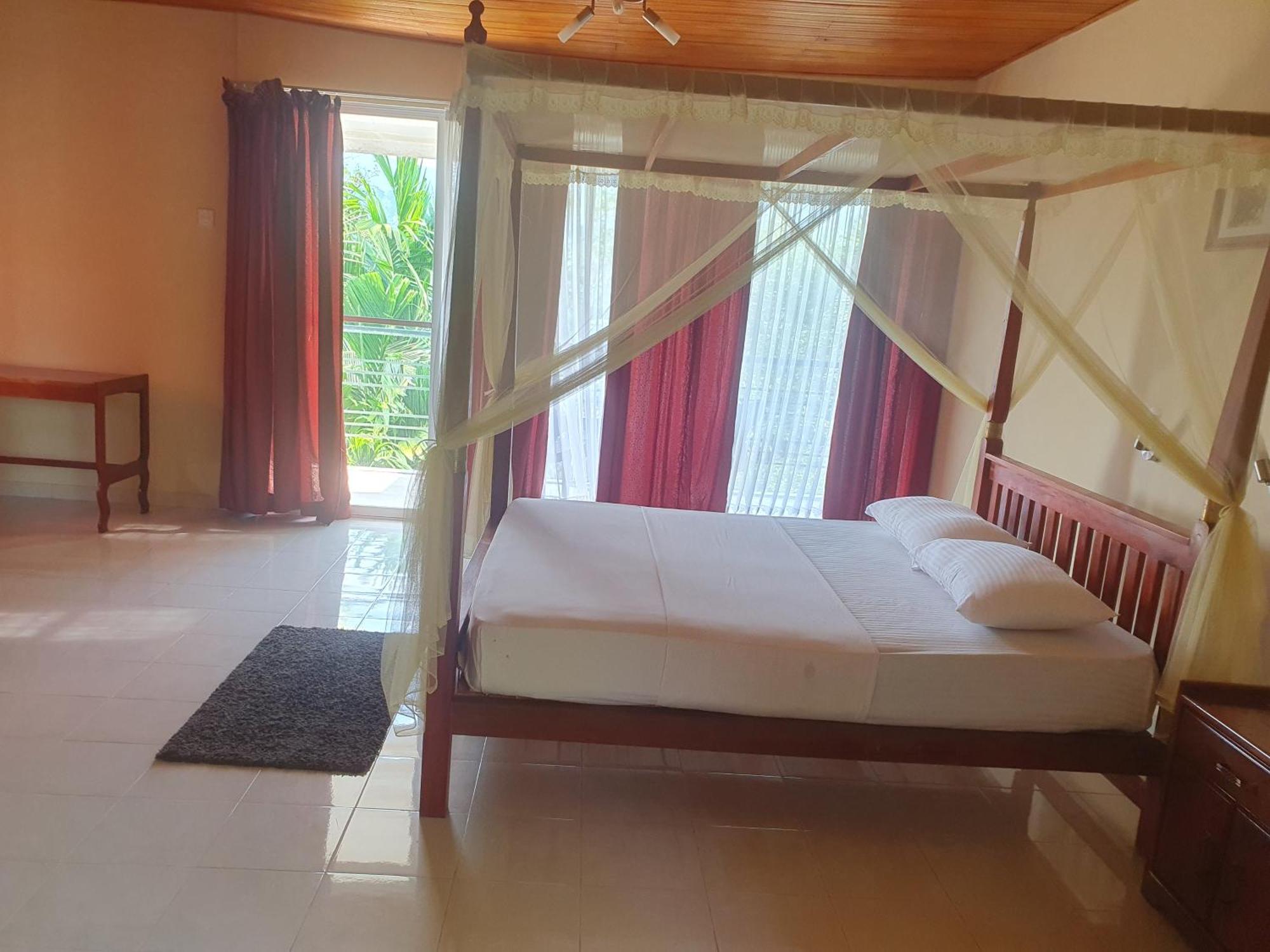 Rainforest Lodge, Deniyaya Singheraja חדר תמונה