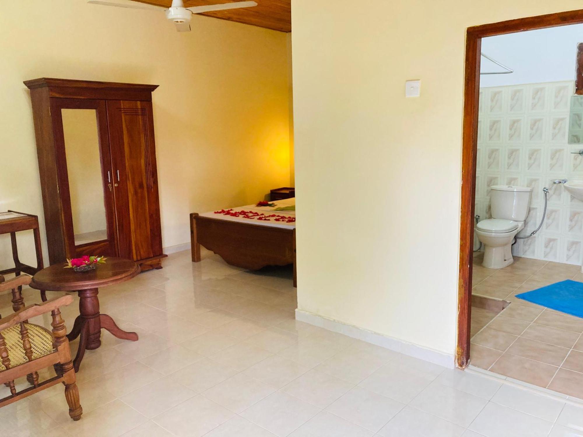 Rainforest Lodge, Deniyaya Singheraja מראה חיצוני תמונה